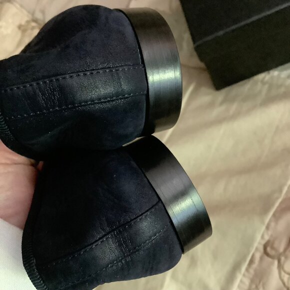 Chanel Navy Blue Ballet Flats - Picture 5 of 9